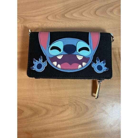 Loungefly Disney LILO & STITCH & Scrump Crossbody Bifold Wallet Missing Strap - Picture 1 of 8